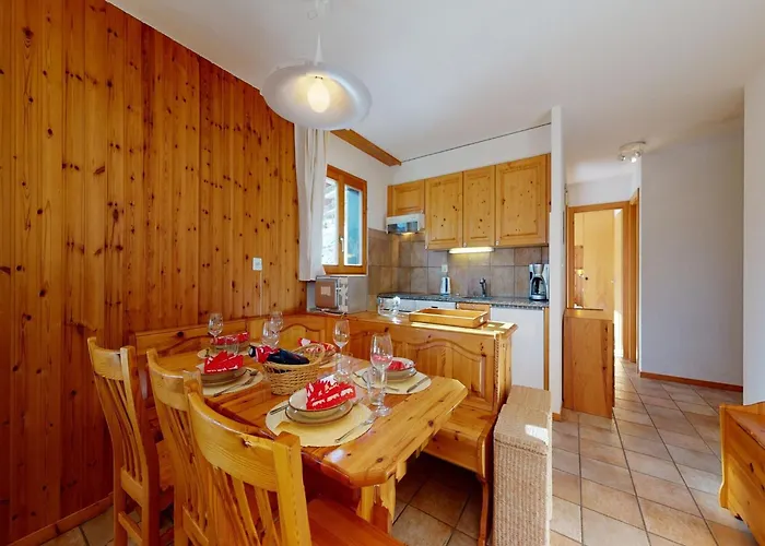 Stunning With Mountain View