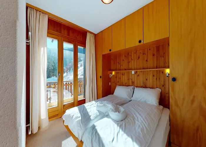 Stunning With Mountain View *