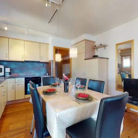 Stunning With Valley And Mountains Appartement *